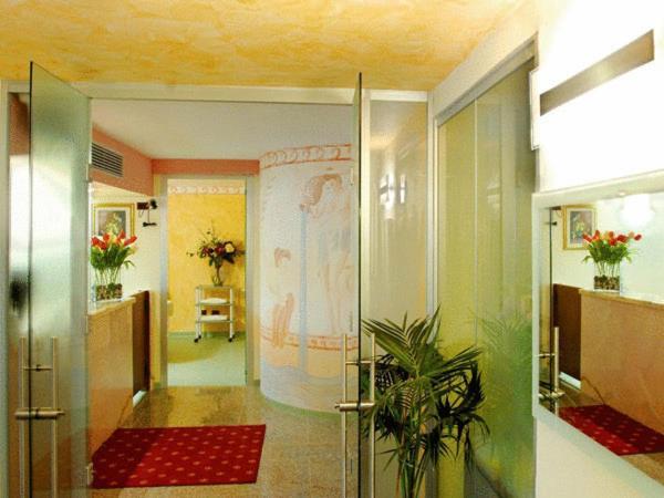 Hotel Ferrari Salsomaggiore Terme Esterno foto