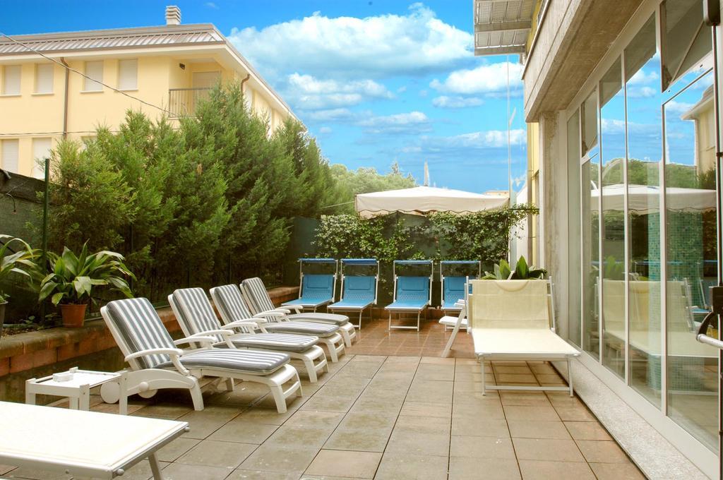 Hotel Ferrari Salsomaggiore Terme Esterno foto