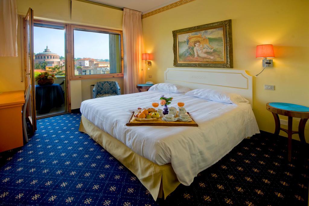 Hotel Ferrari Salsomaggiore Terme Esterno foto