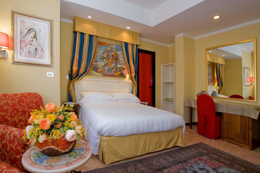 Hotel Ferrari Salsomaggiore Terme Esterno foto