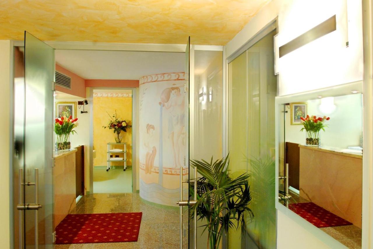 Hotel Ferrari Salsomaggiore Terme Esterno foto